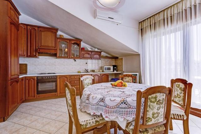Apartments Nino Seget Vranjica Bilik gambar
